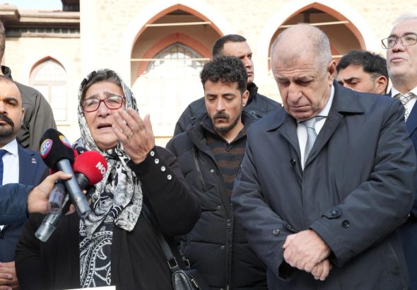 ZAFER PARTİSİNDEN ŞEHİT ANALARI DAYANIŞMA VE YARDIMLAŞMA DERNEĞİNE DESTEK