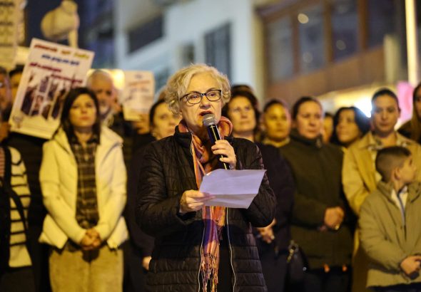 EFES SELÇUK ERKEK ŞİDDETİNE KARŞI SES YÜKSELTTİ