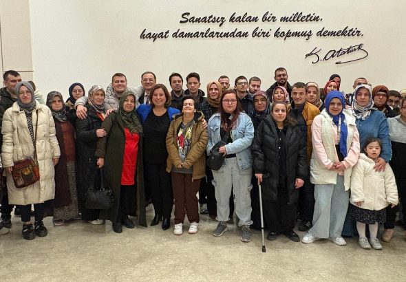 “ENGELLERİN ÖTESİNDE” KONSERİ KULAKLARIN PASINI SİLDİ