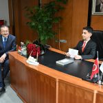 KÜÇÜK BAŞKAN AHMET MAKAMINA OTURDU (5)